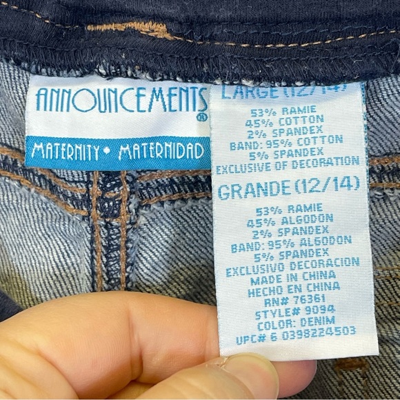 Announcements Maternity, Denim Shorts. Size Large(12/14). Excellent condition! - Picture 4 of 5
